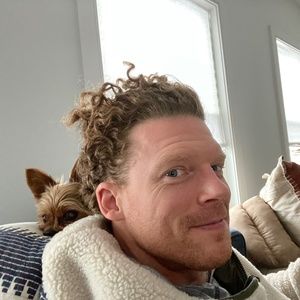 Meet your Posher, Troy